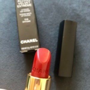 BNIB Chanel Rouge Allure Velvet Extreme 114 Epitome